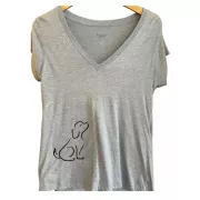 Camiseta Viscose de Bambu Feminina Cinza Mesclado Cao Bordado V
