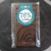 Barra de chocolate 76% cacau com nibs - 100g