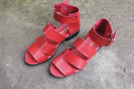 Sandália Vegana - Pérola Vermelho