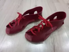 Sandália Vegana - Lily Vermelho